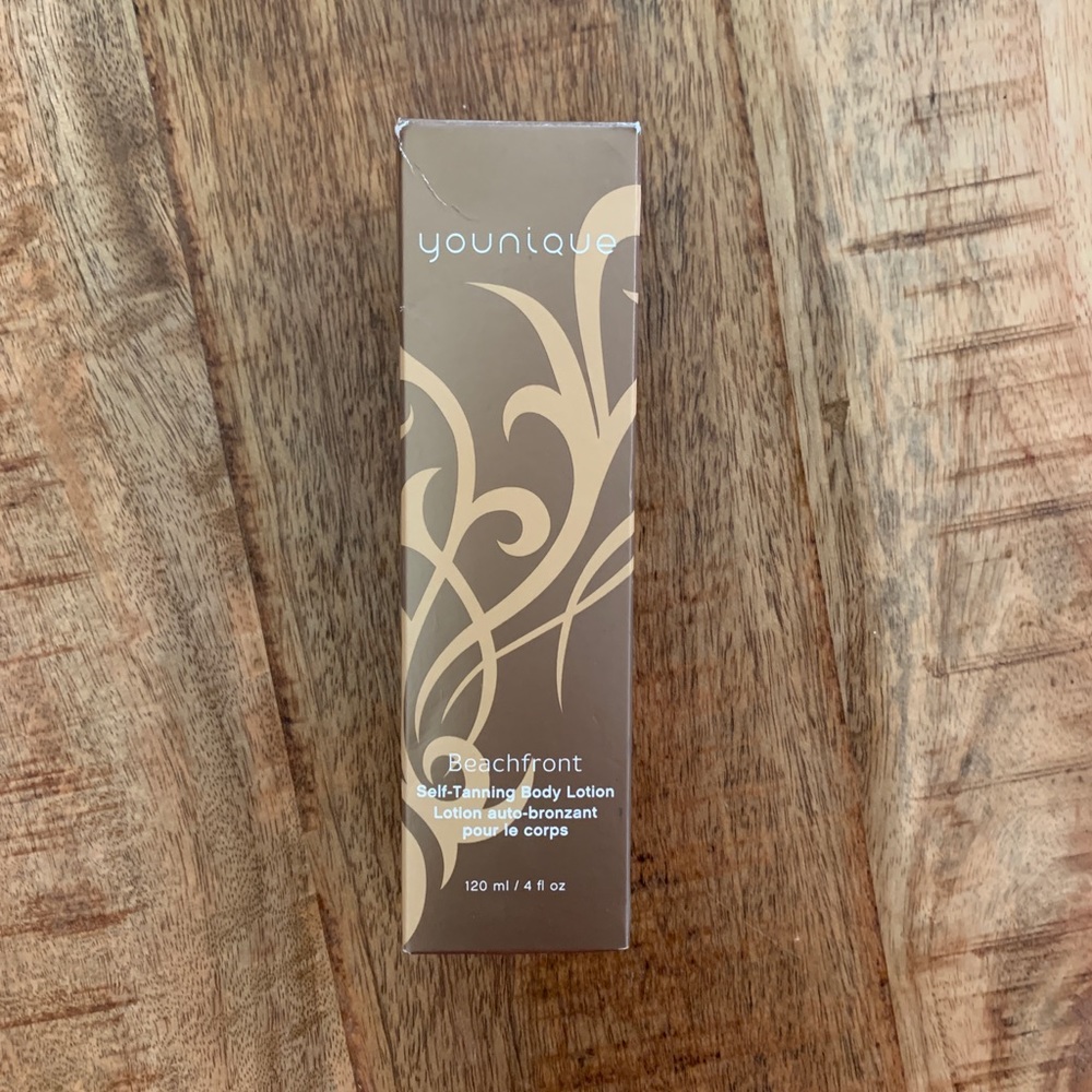Younique self tanning lotion ‘Beachfront’